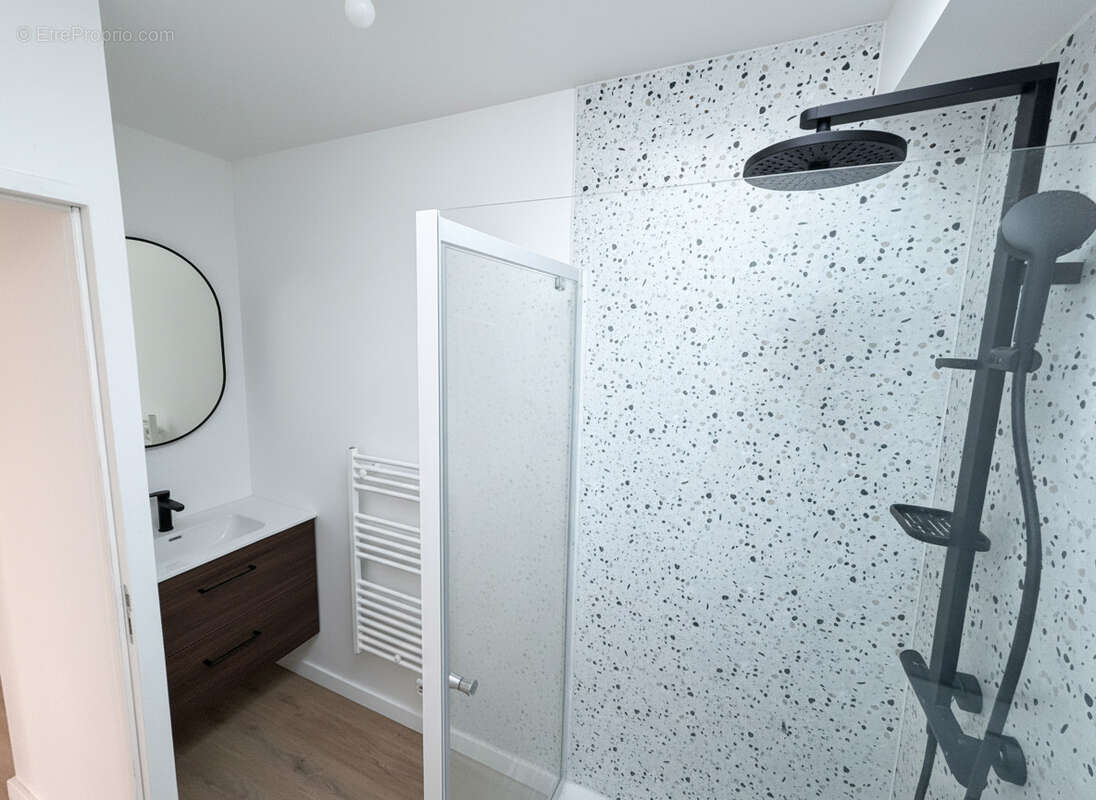 Maison à LES PONTS-DE-CE