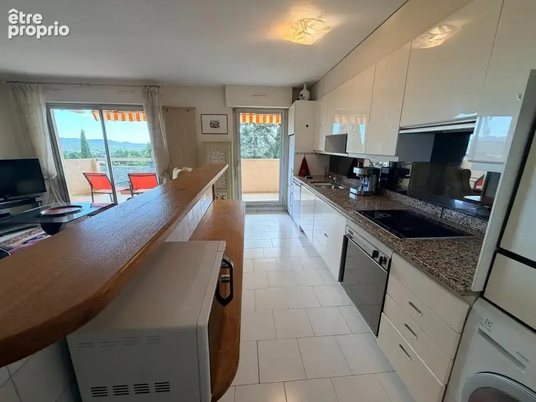 Appartement T4 101 m² avec terrasse à Aix-en-Provence secteur Nord dans résidence sécurisée - photo 8