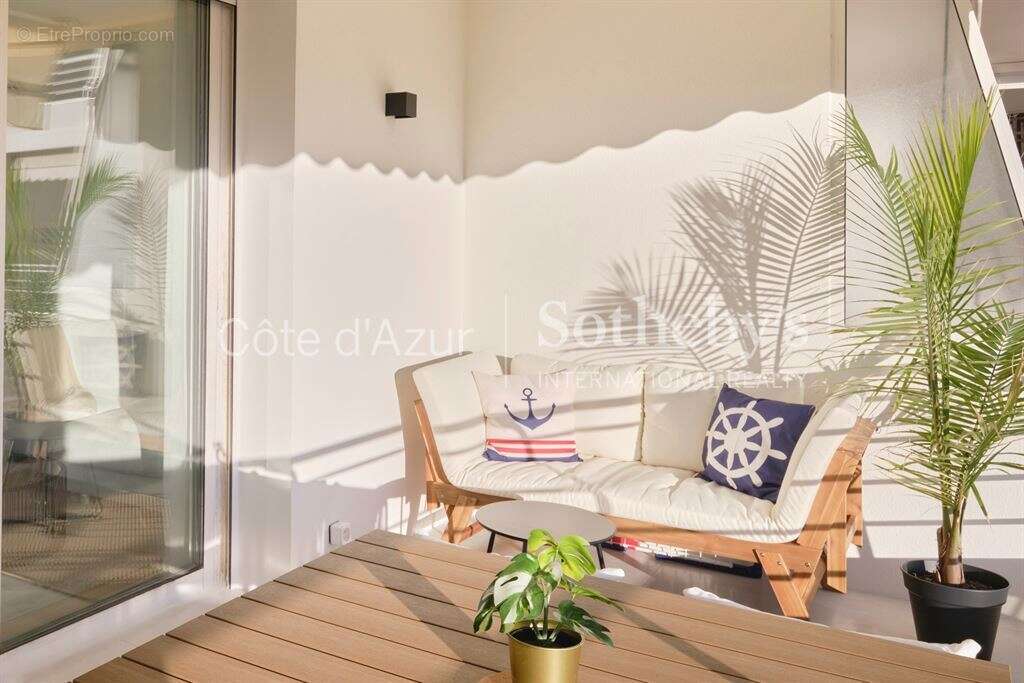 Appartement à CANNES