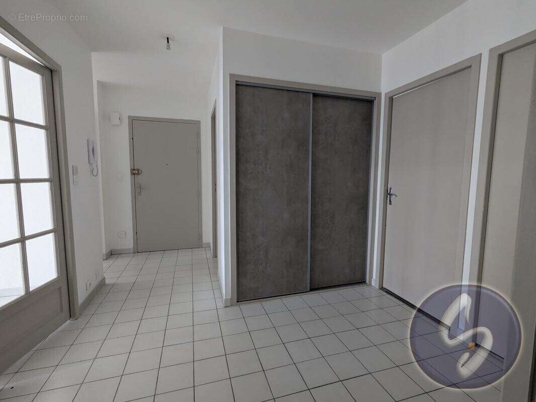 Appartement T3 - photo 2