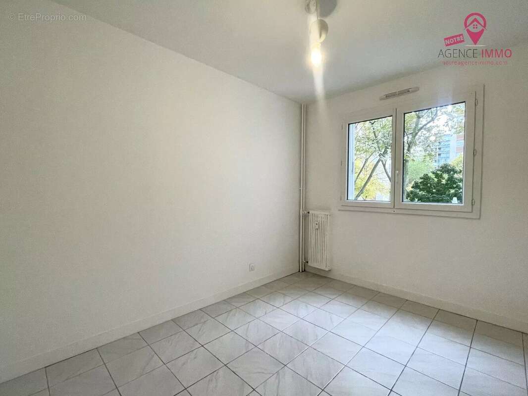 Appartement à VAULX-EN-VELIN