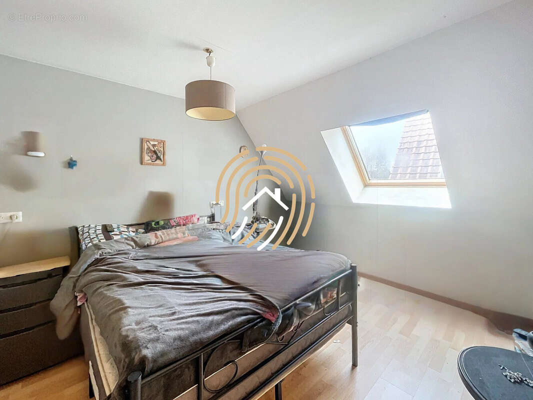 Maison 94 m² à Leforest  - photo 8