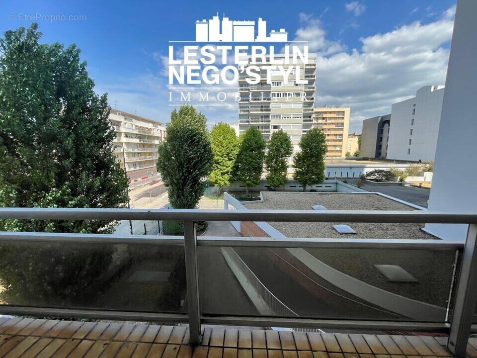 Appartement 74 m² à Le Havre  - photo 1