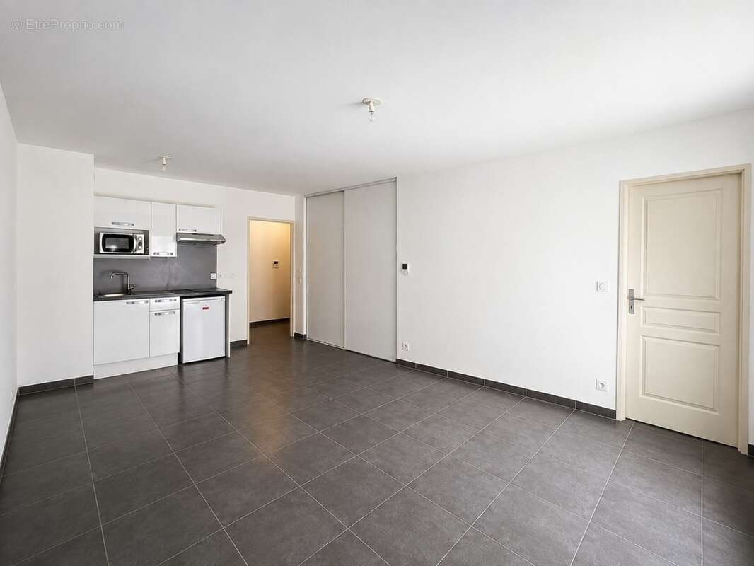 Appartement à vendre 2 pièces AIX EN PROVENCE (13) avec garage - photo 2