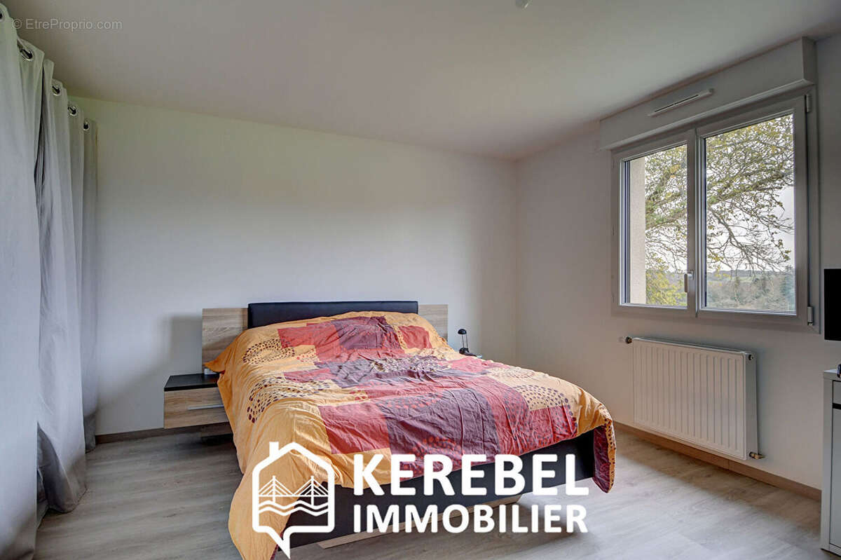 Maison à SAINT-URBAIN