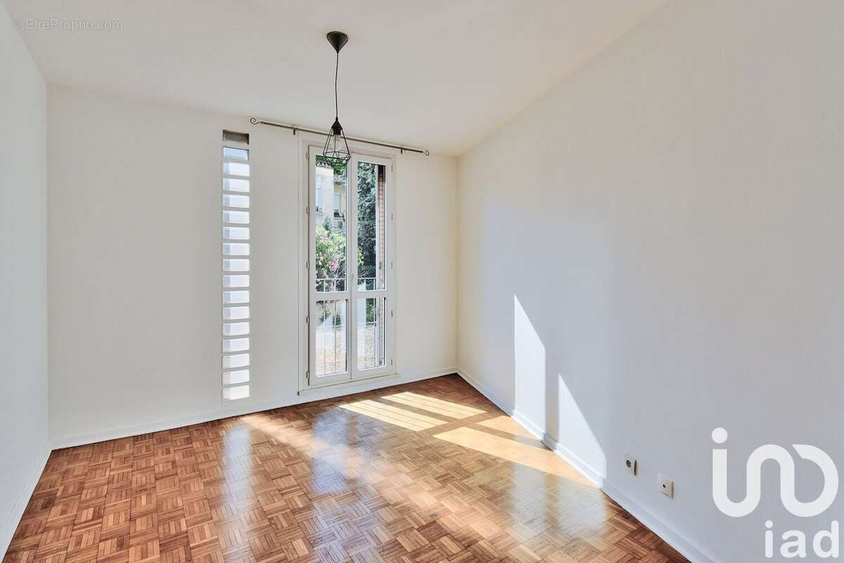 Photo 6 - Appartement à VILLEURBANNE