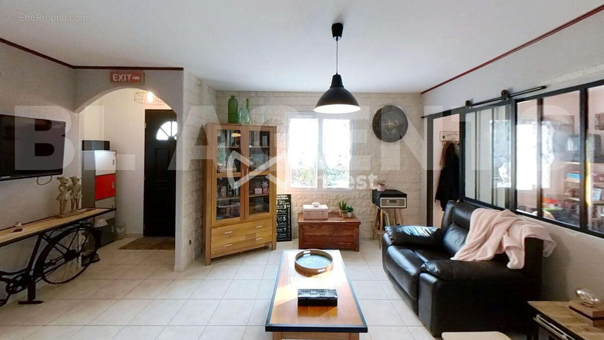 Maison à PRUILLE-L'EGUILLE