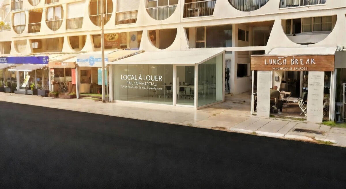 Commerce à LA GRANDE-MOTTE