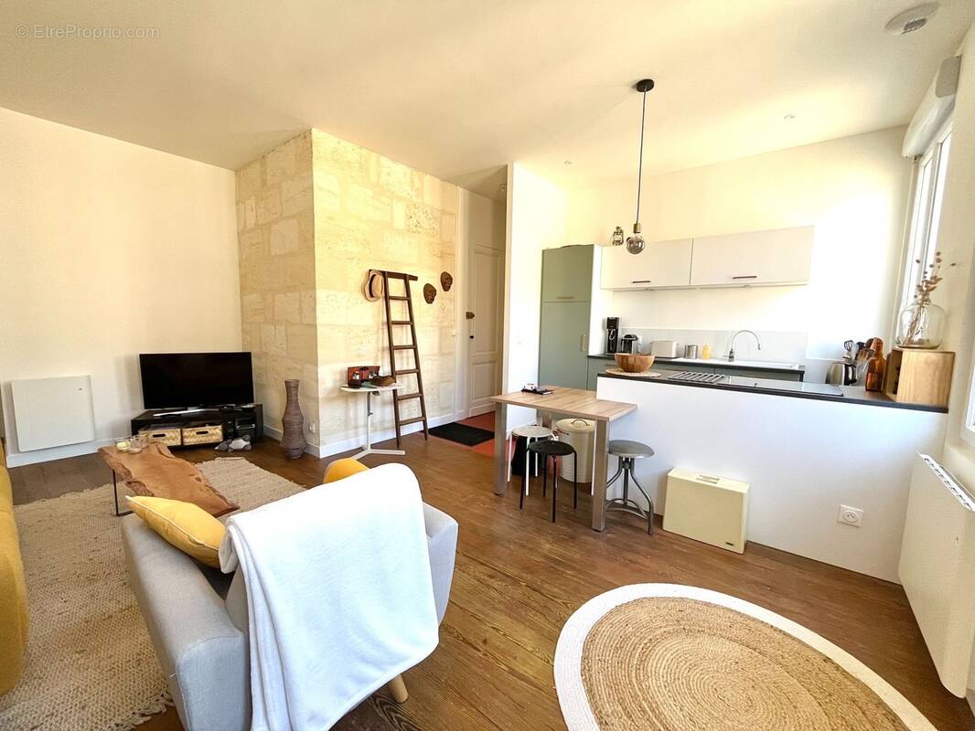 Appartement à BORDEAUX