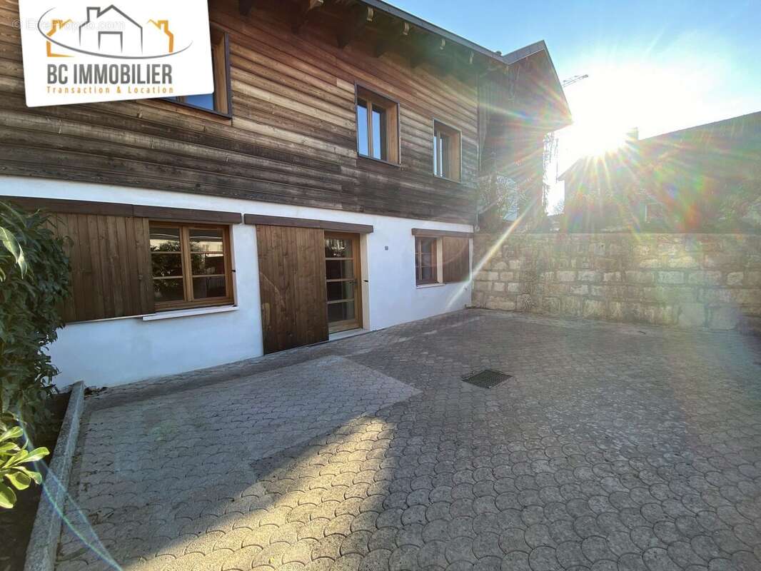 Appartement à SEGNY