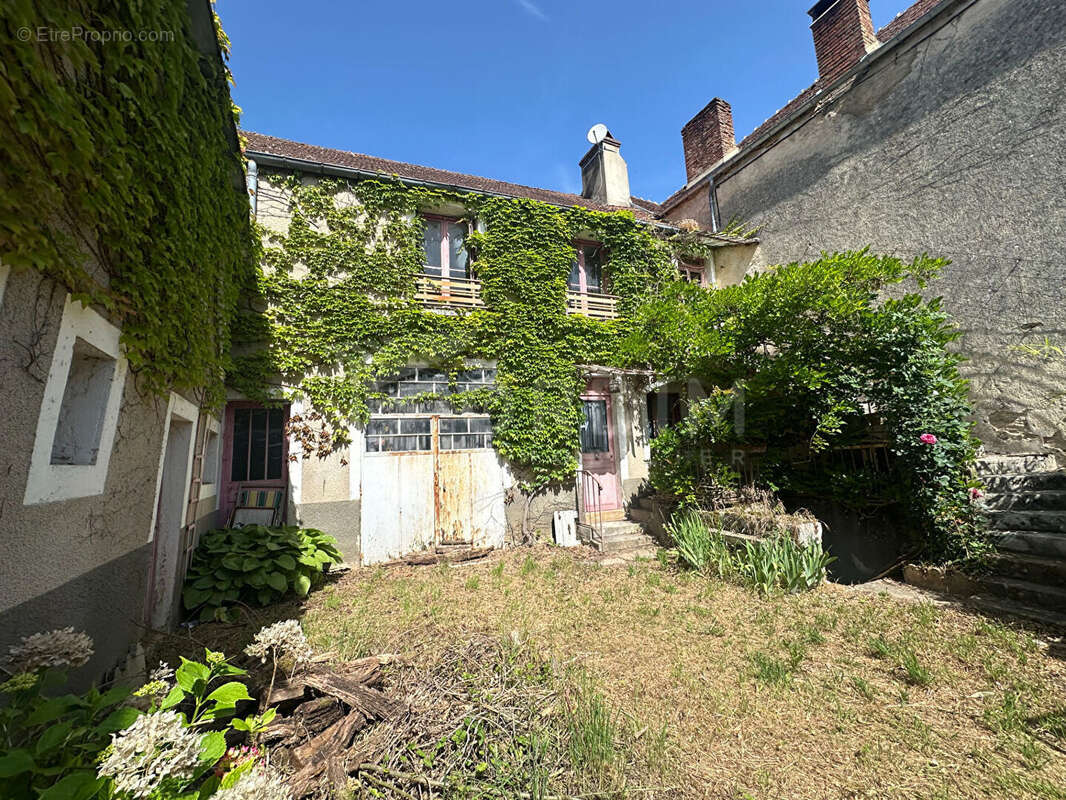 Maison à rénover Asquins  150m² - photo 2