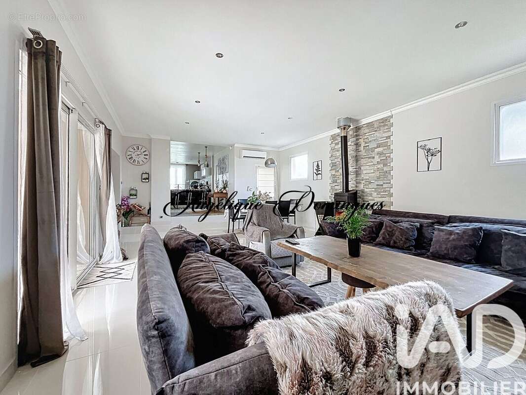 Maison 172 m² à Mezieres-Sur-Seine  - photo 7