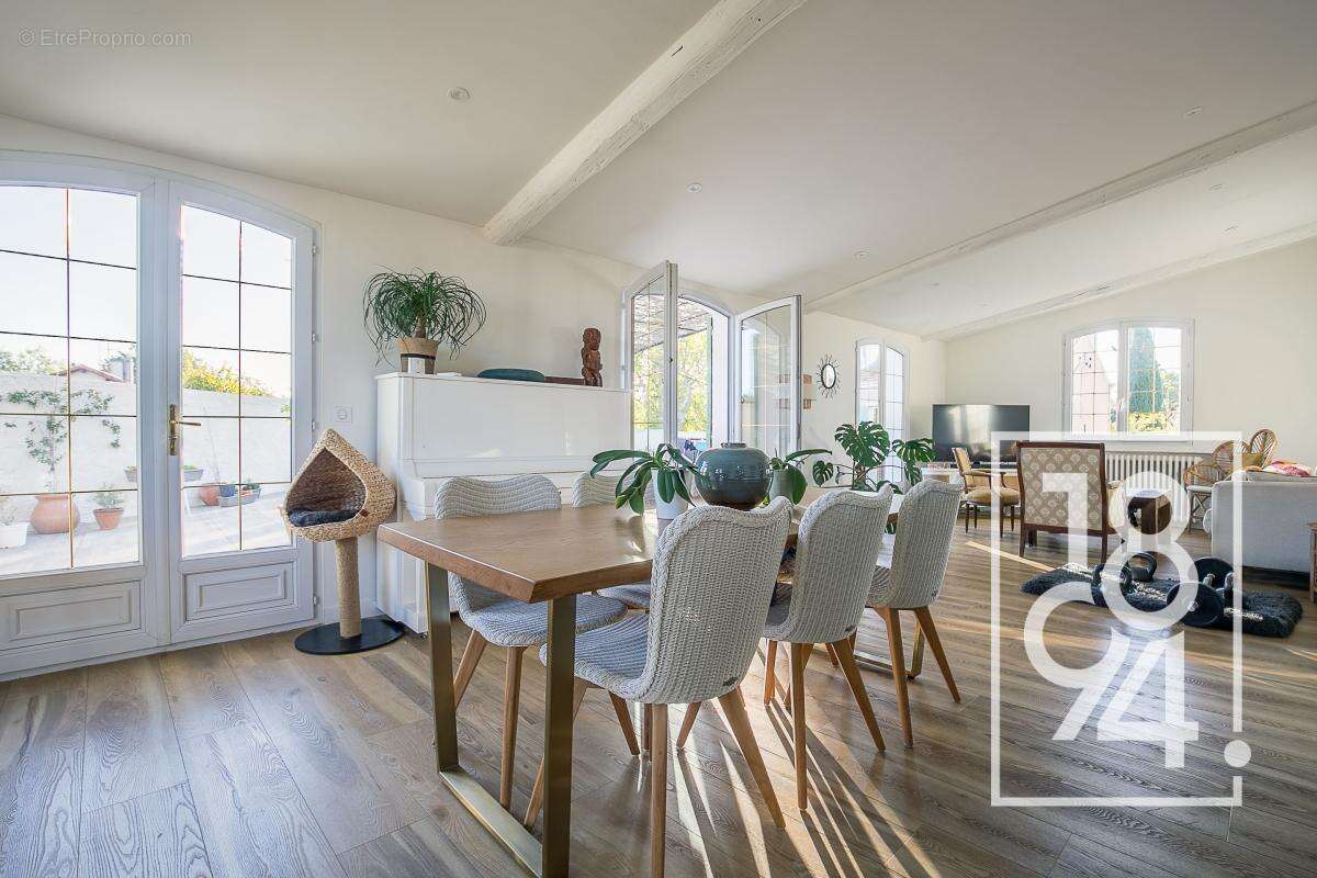 Appartement à AIX-EN-PROVENCE