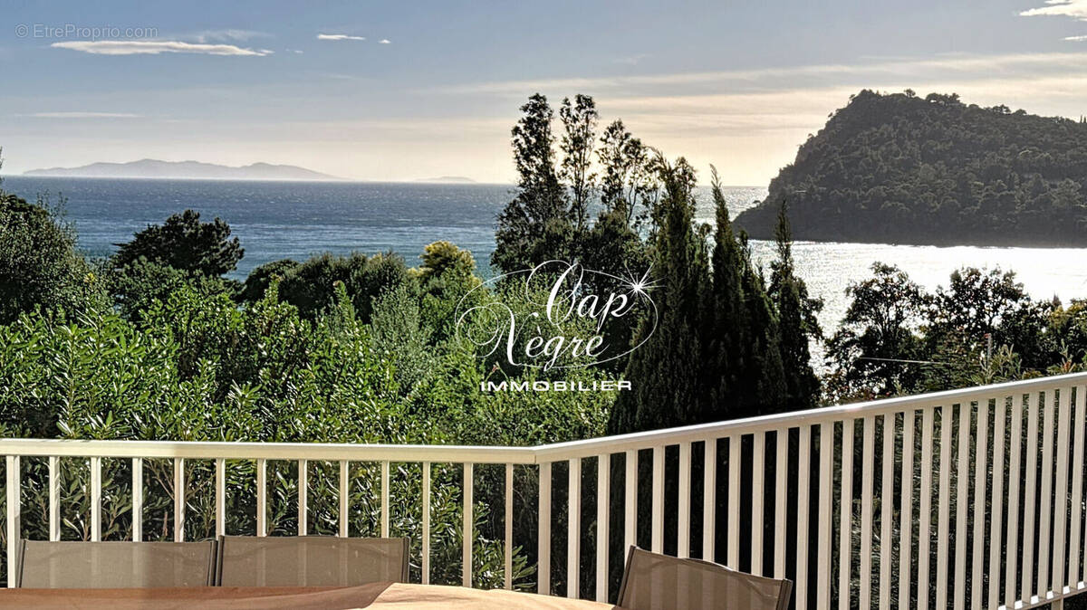 Maison à RAYOL-CANADEL-SUR-MER