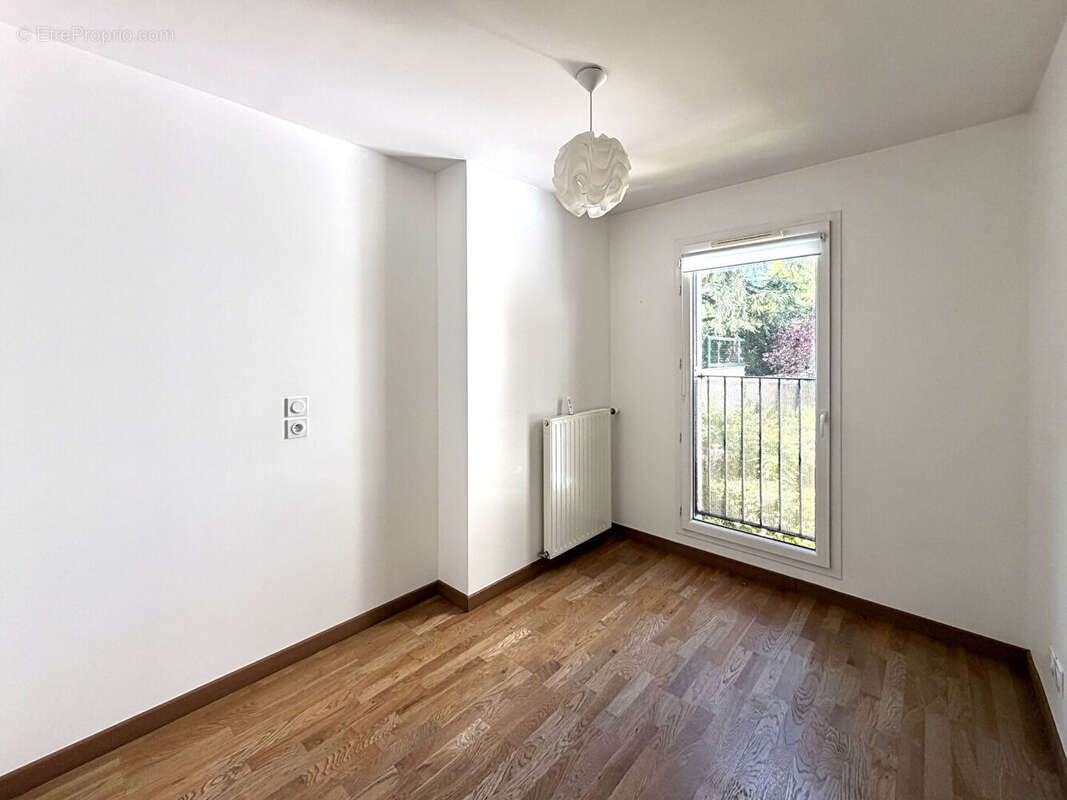 Proche centre, au calme T3 68 m² récent avec terrasse - photo 6