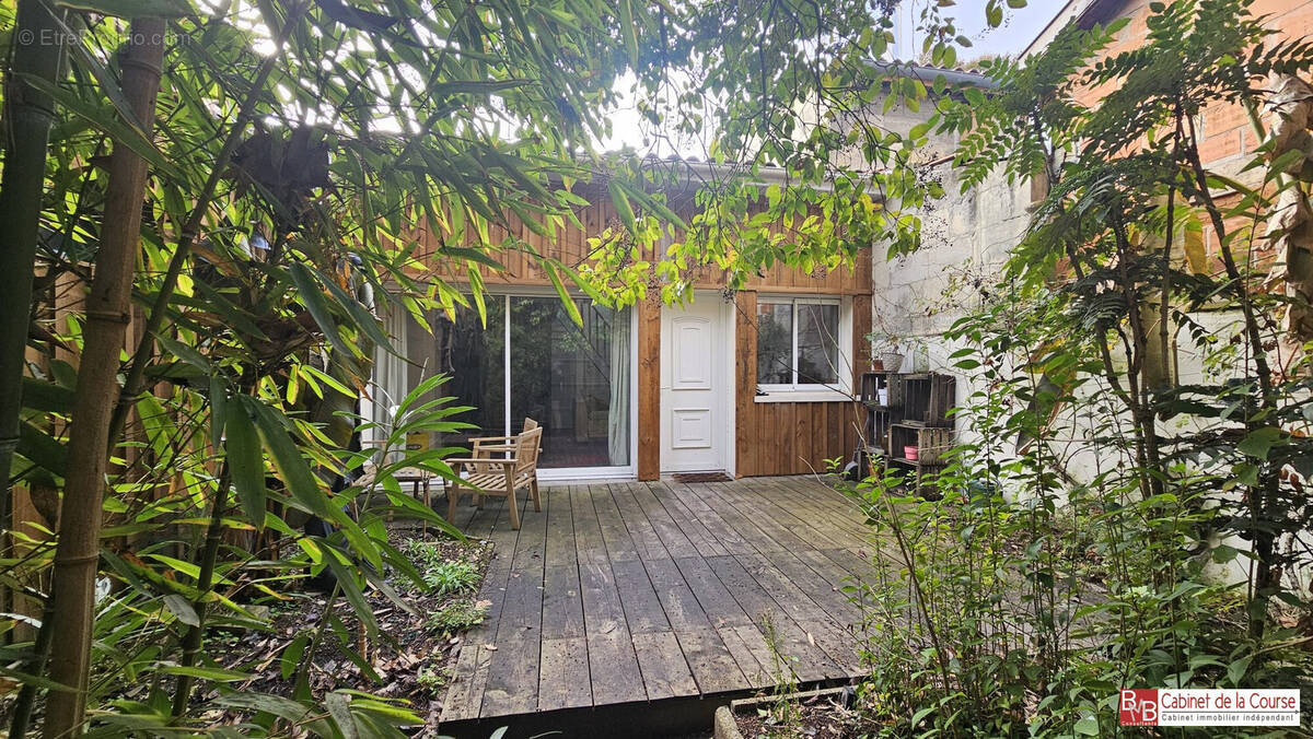 Appartement à BORDEAUX