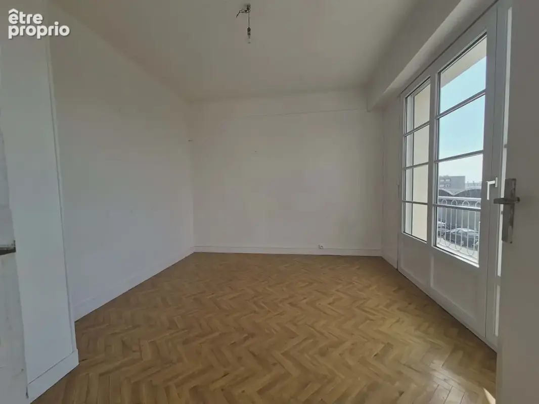 311 Rue de Verdun Le Havre - 1er étage - Balcon - photo 9