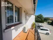 Appartement à PEYRUIS