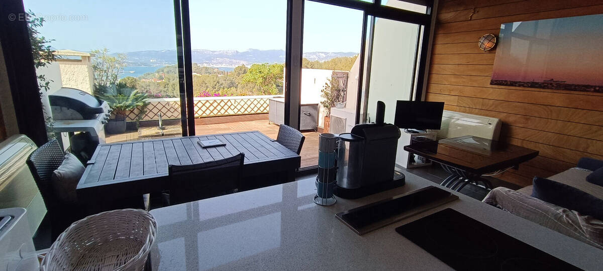 Appartement à SAINT-MANDRIER-SUR-MER