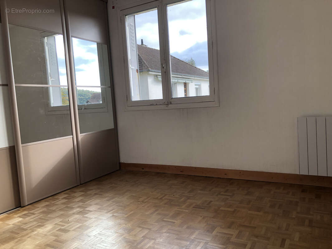 Maison à CORMEILLES