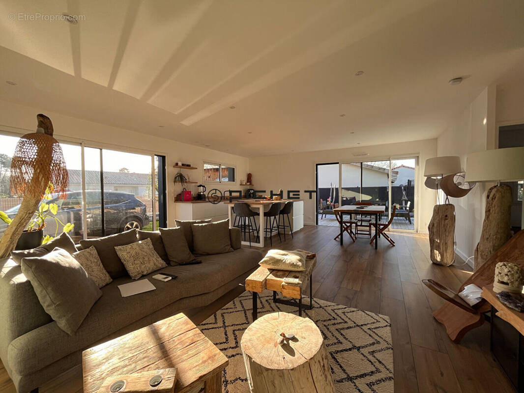 Maison à BELIN-BELIET