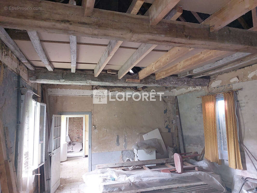 Maison à VACQUERIE-LE-BOUCQ