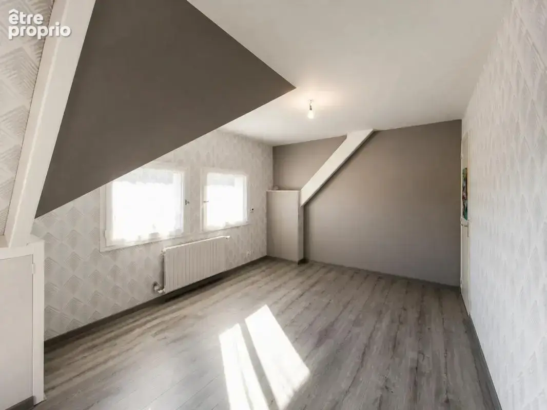 Maison de 9 pièces de 275 m² à Torigny-les-Villes - photo 7