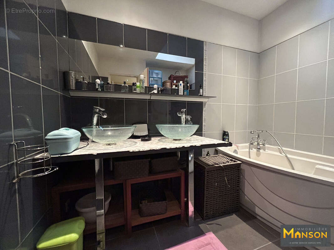 Appartement à NEUVES-MAISONS