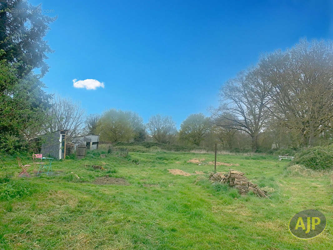 Maison à GRUGE-L&#039;HOPITAL