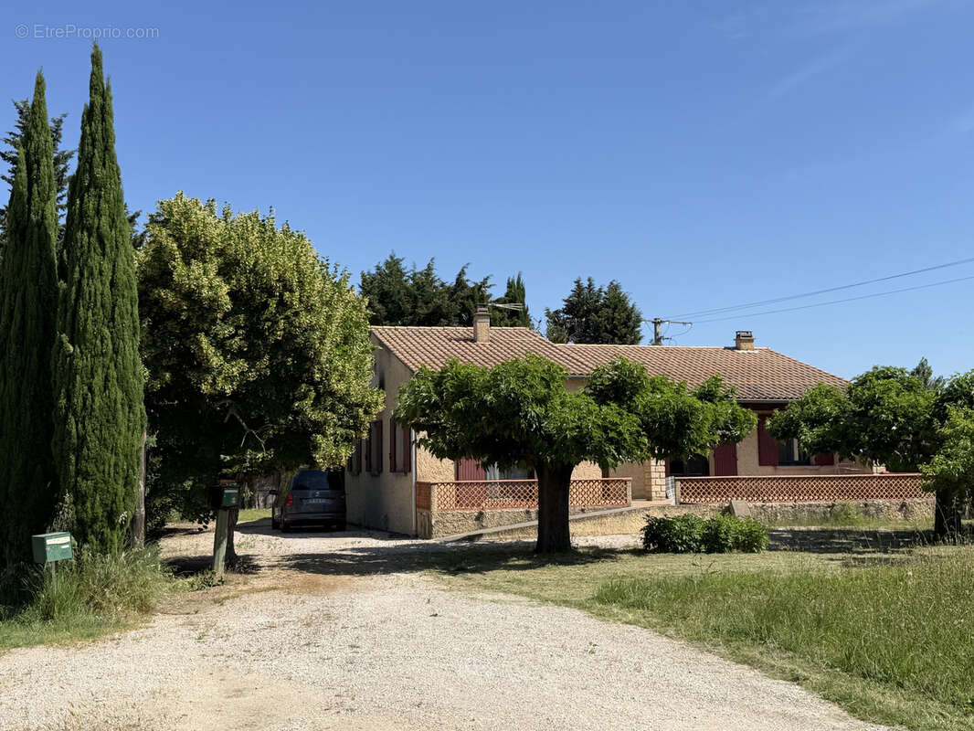 Maison à MONTEUX