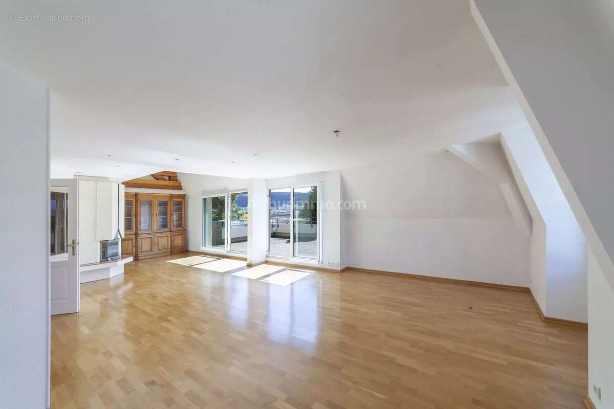 Appartement à MORTEAU