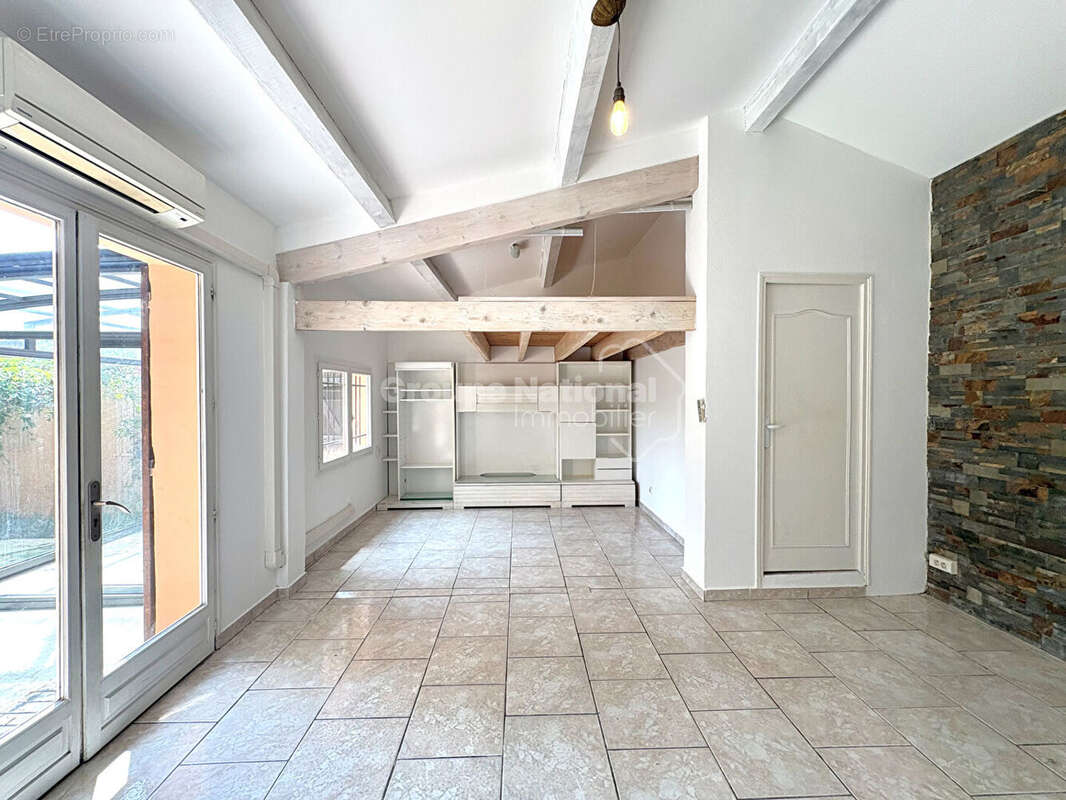 Maison à ENSUES-LA-REDONNE