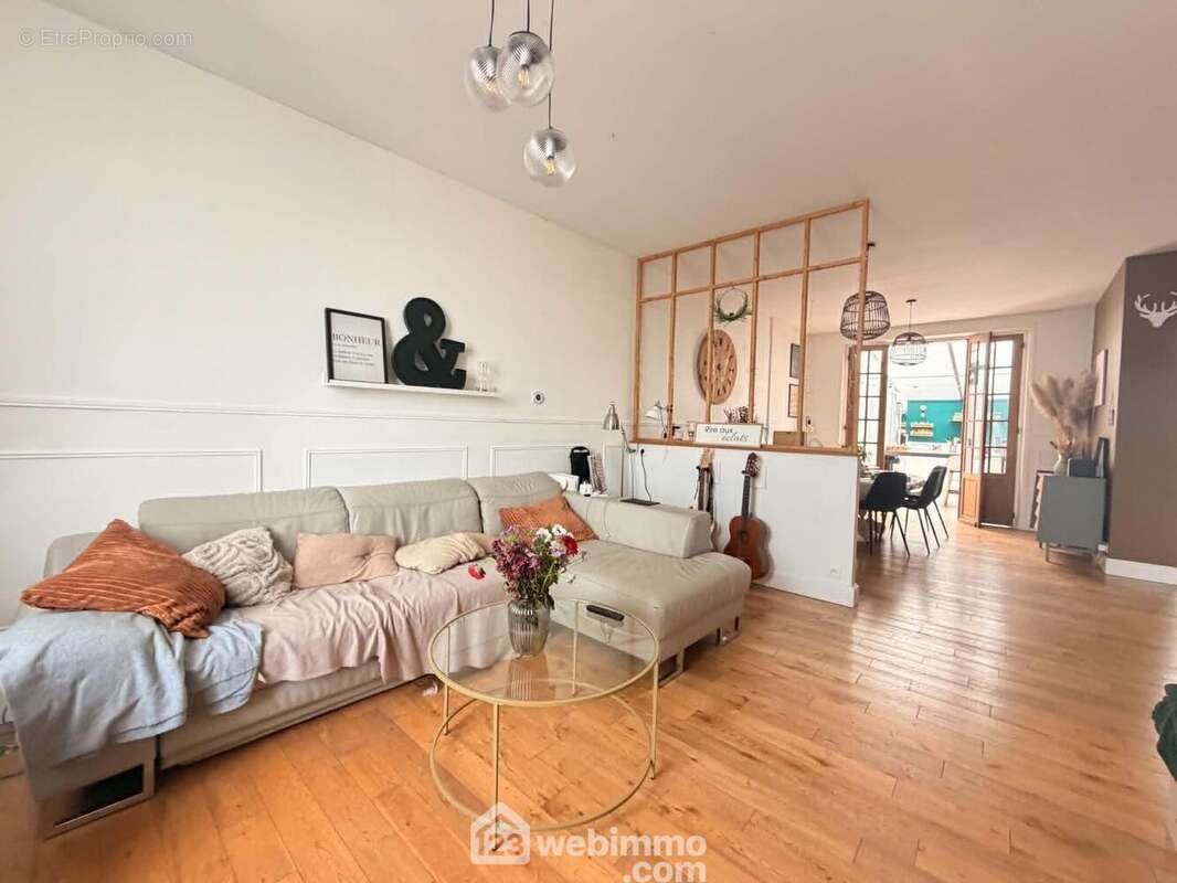 Vous serez séduits par le charme et la rénovation