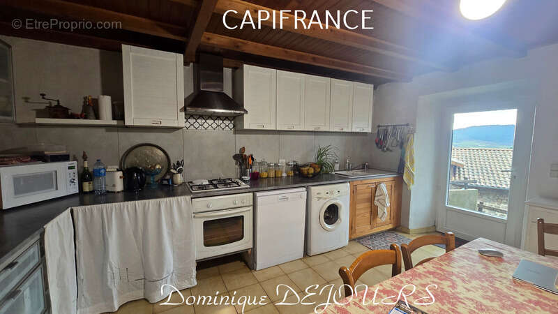 Proche d'Albon d'Ardèche dans la vallée de la Glueyre, maison de 95m² avec un garage, terrasse et terrain - photo 7