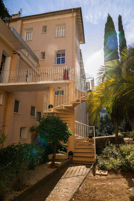 Appartement à HYERES