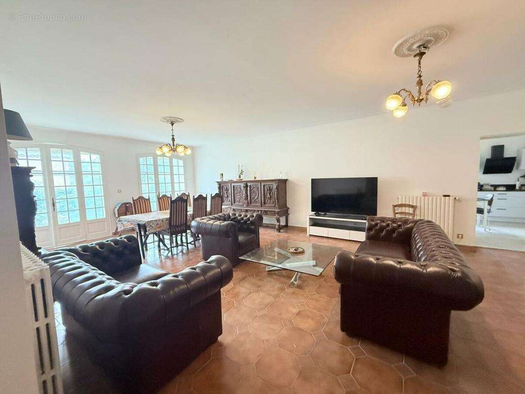 Maison à GIGNAC-LA-NERTHE