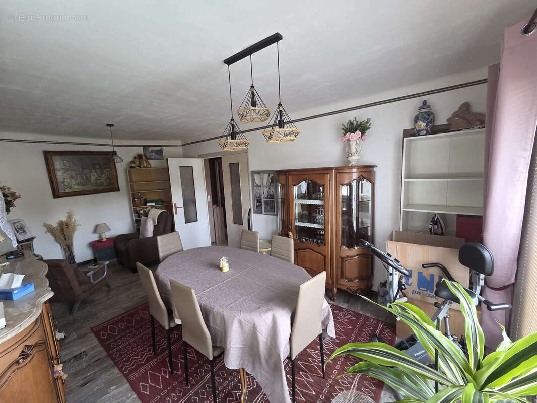 Maison à NEUILLY-SUR-MARNE