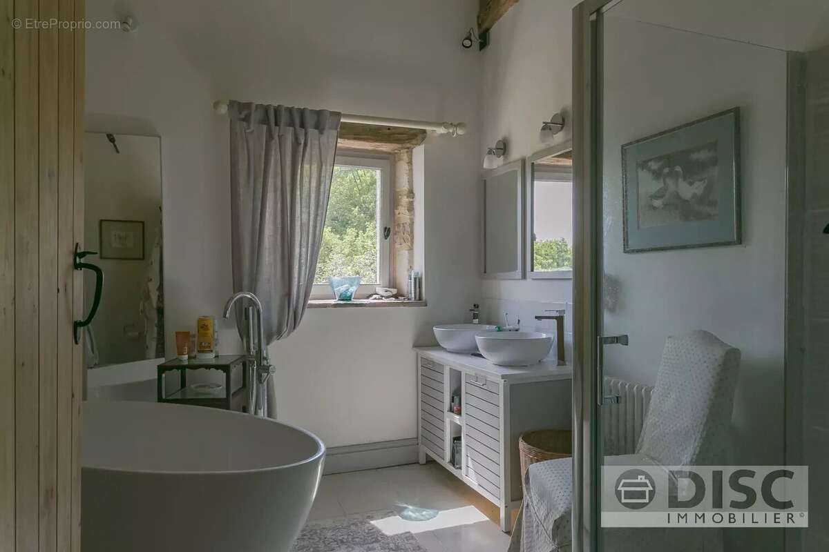 Maison à LES CABANNES