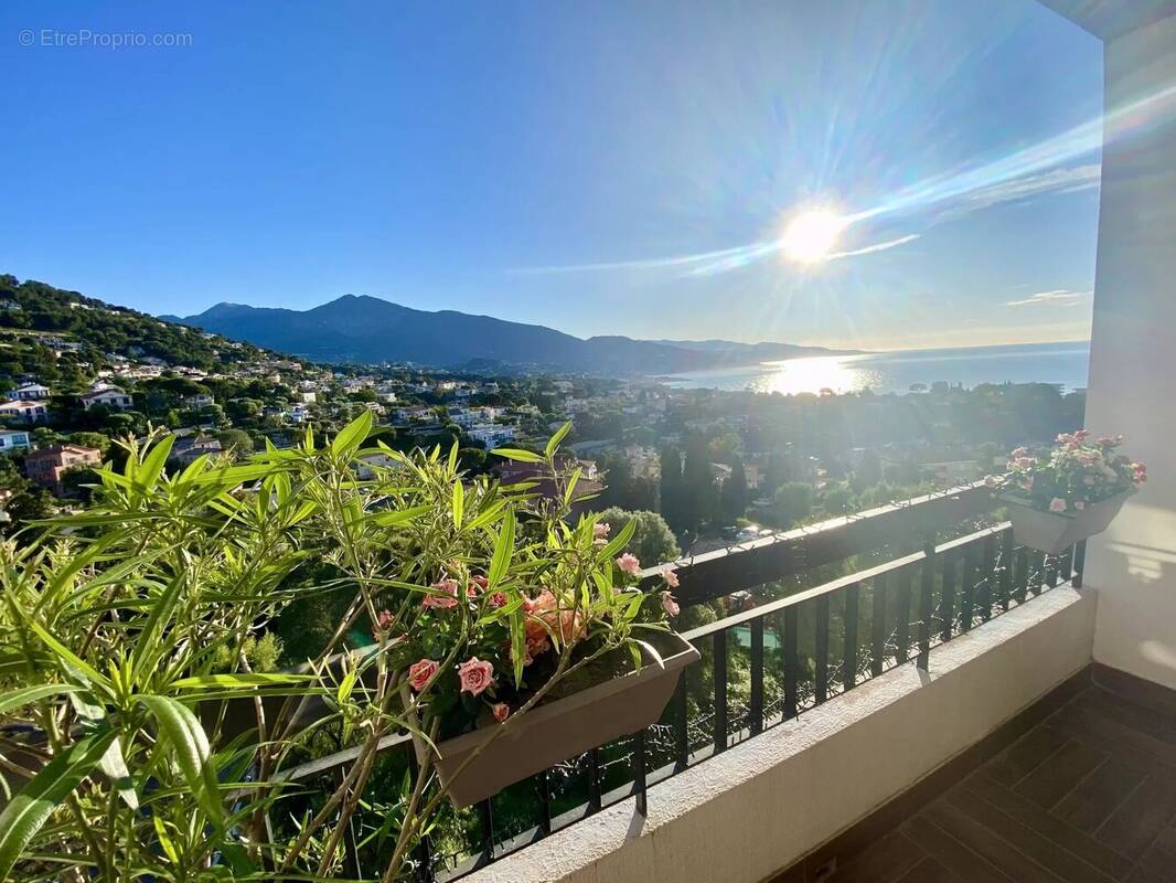 Appartement à ROQUEBRUNE-CAP-MARTIN