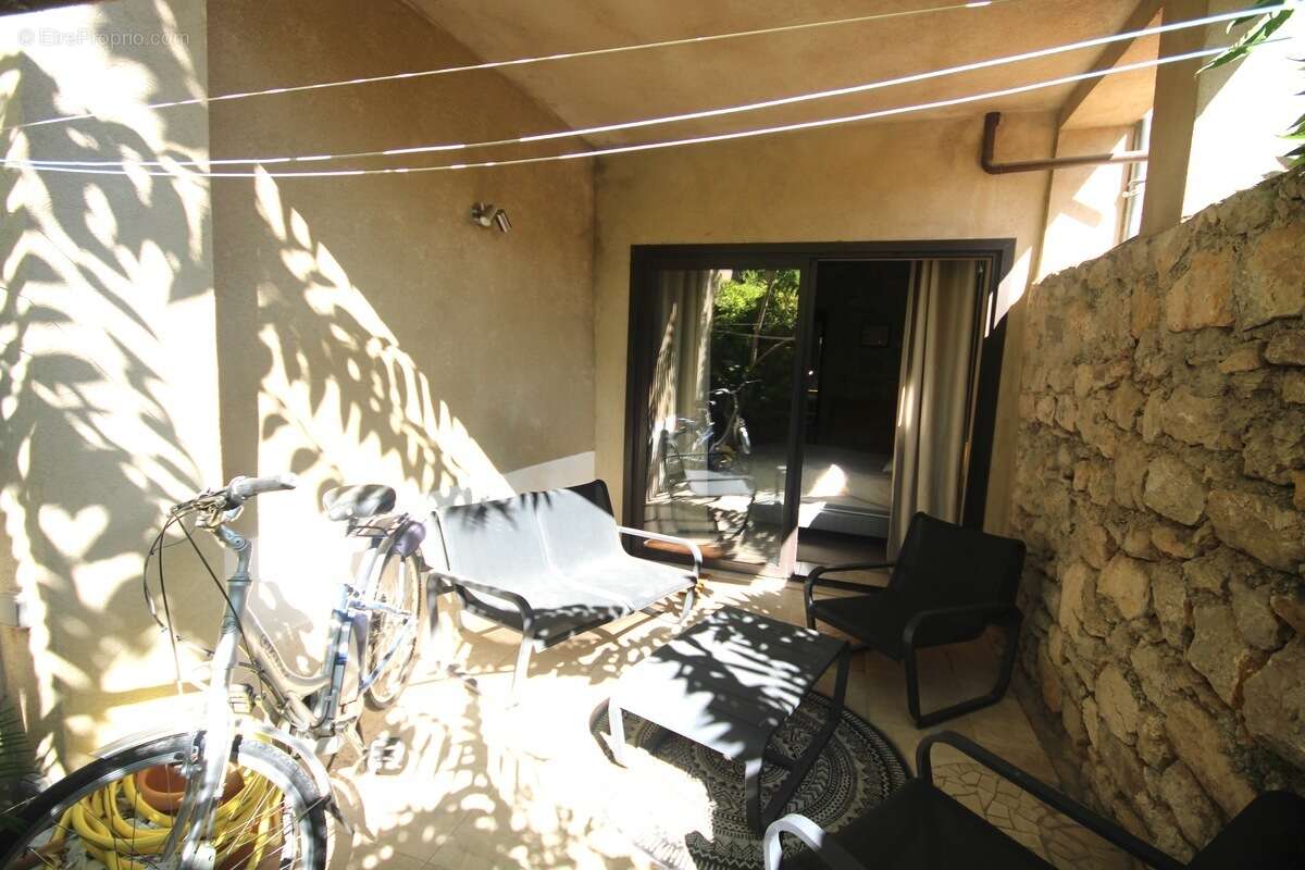 Maison à LA CADIERE-D&#039;AZUR