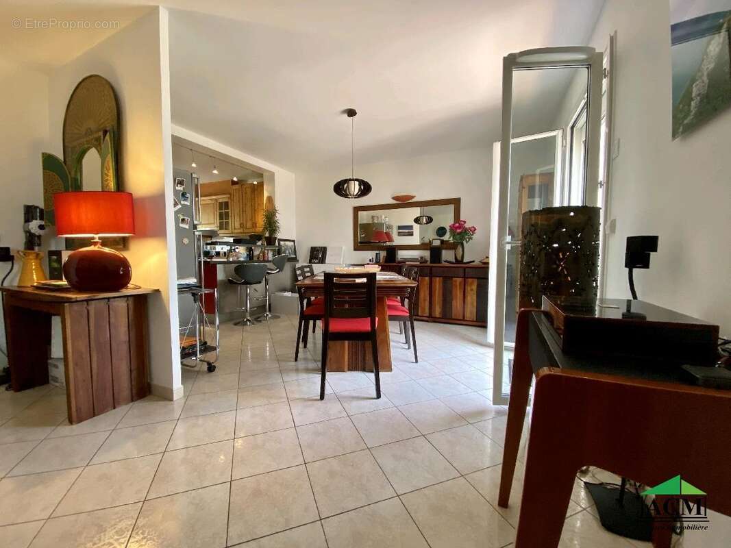 Maison à MERY-SUR-OISE