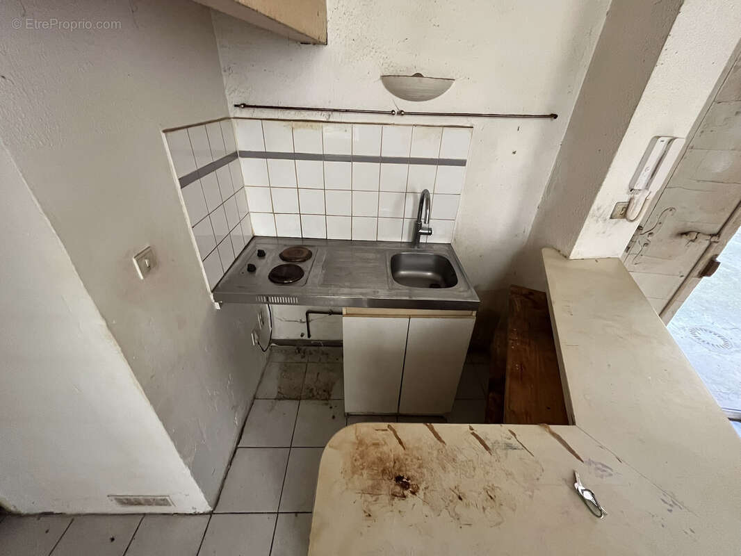 studio à rénover - photo 11