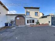 Maison à SAINT-BONNET-PRES-RIOM