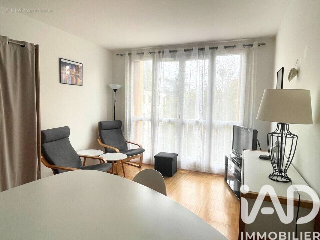 Photo 1 - Appartement à CHILLY-MAZARIN