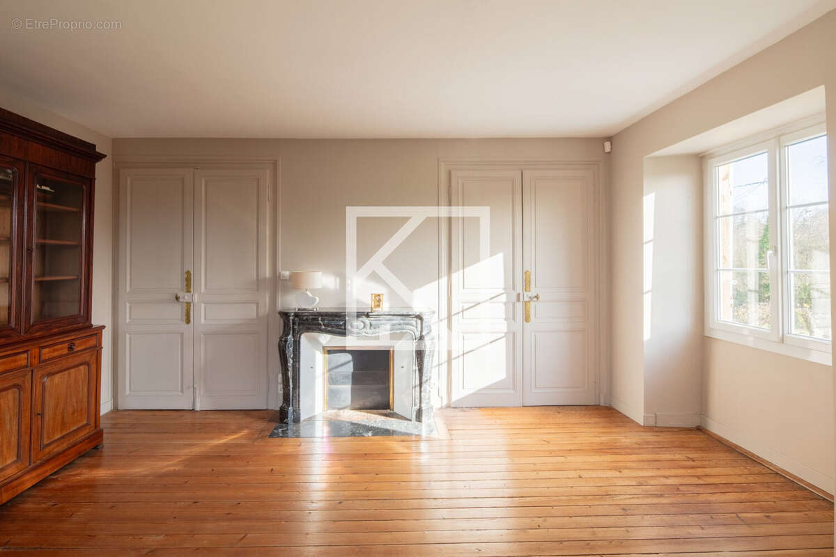 Maison à SAINT-PAVACE