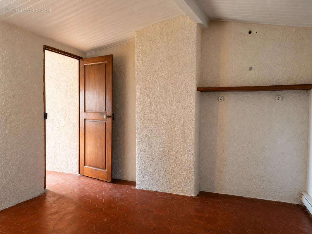 Maison 3 pièces - 57 m² - Esparron-de-Pallières - photo 6