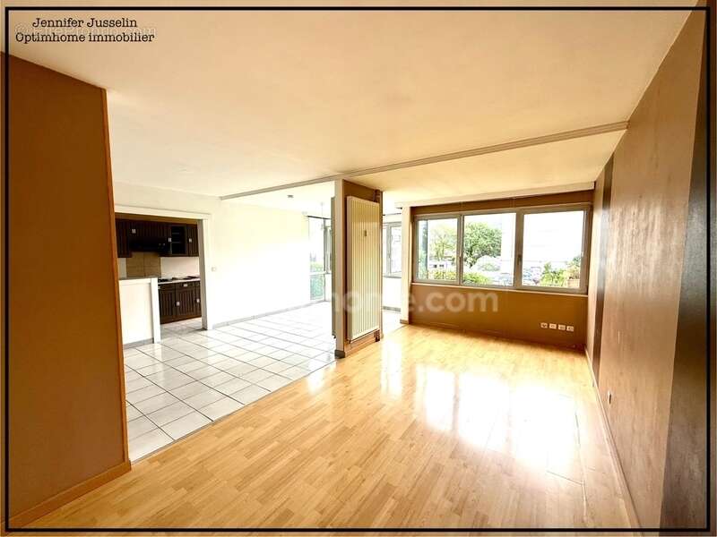 Appartement à LA ROCHE-SUR-FORON