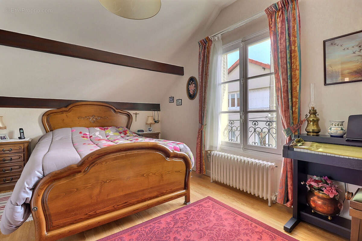 Maison à BOIS-COLOMBES