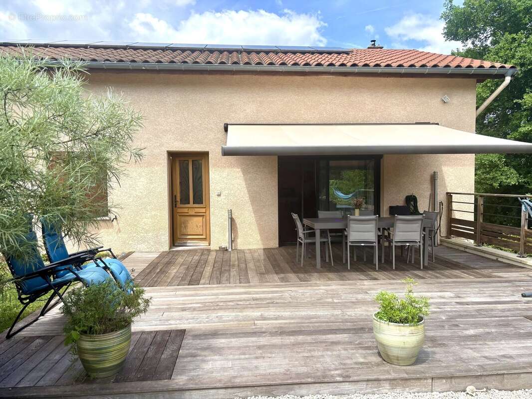 Maison à RETOURNAC