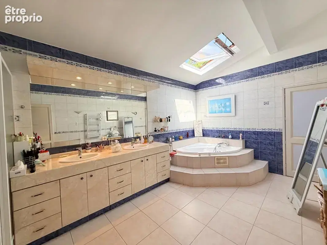Splendide Villa T6 avec vue mer panoramique -  Piscine - Double garage - photo 9